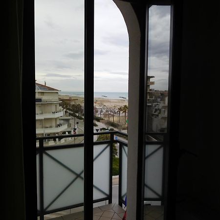 Gabbiano Apartments Rimini Dış mekan fotoğraf