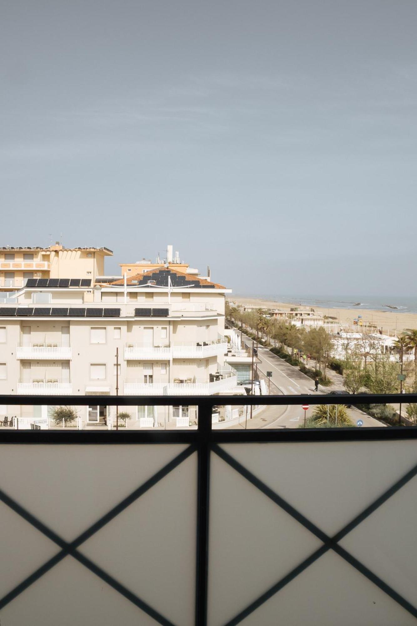 Gabbiano Apartments Rimini Dış mekan fotoğraf