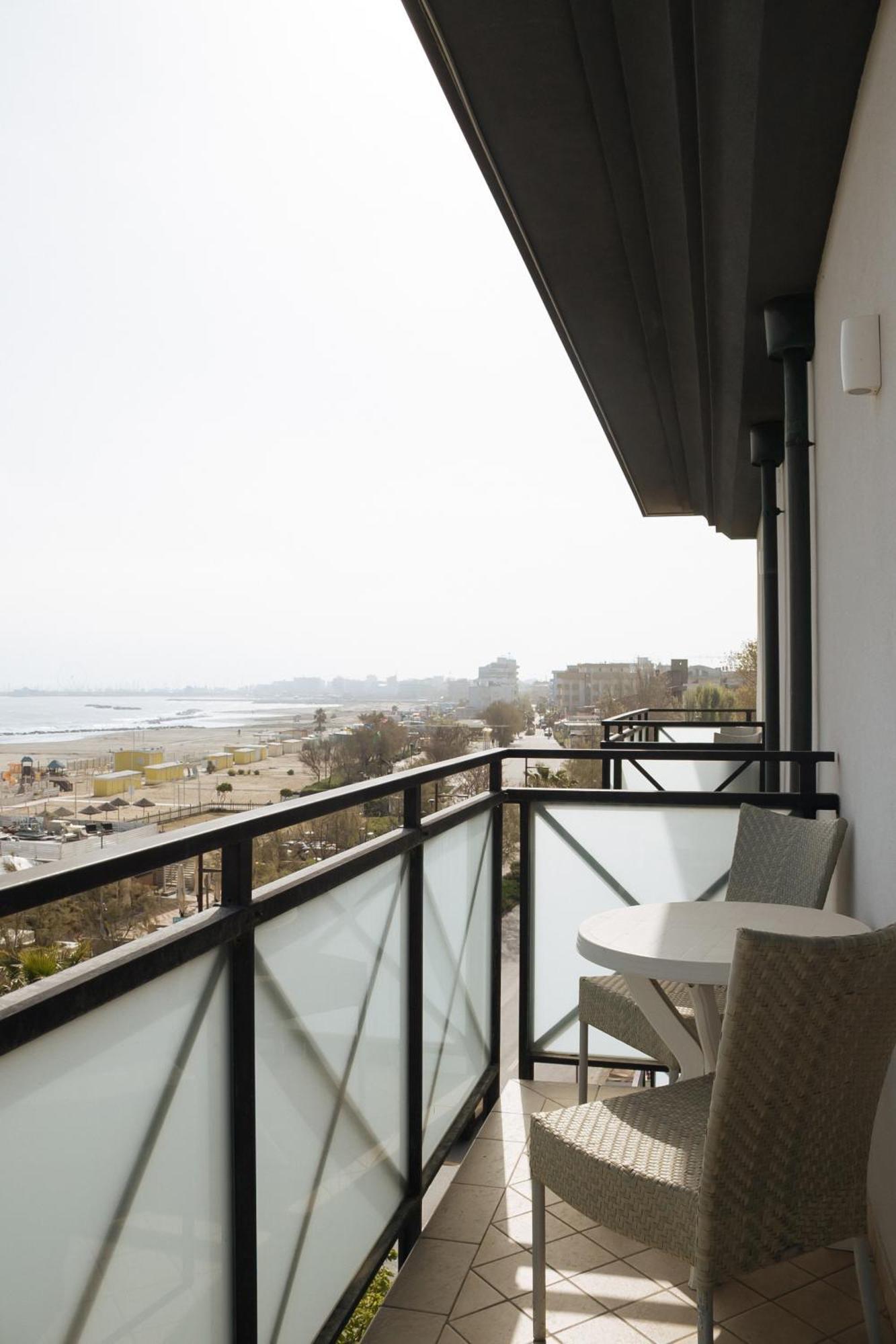 Gabbiano Apartments Rimini Dış mekan fotoğraf